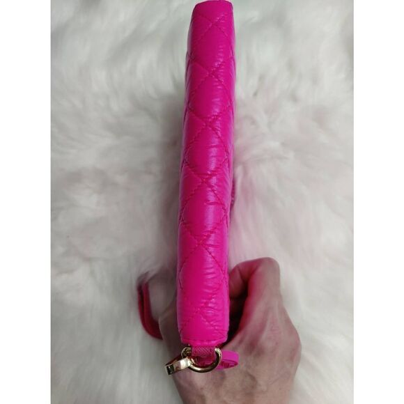 Macbeth Collection Puffy Nylon Wallet - Picture 6 of 6